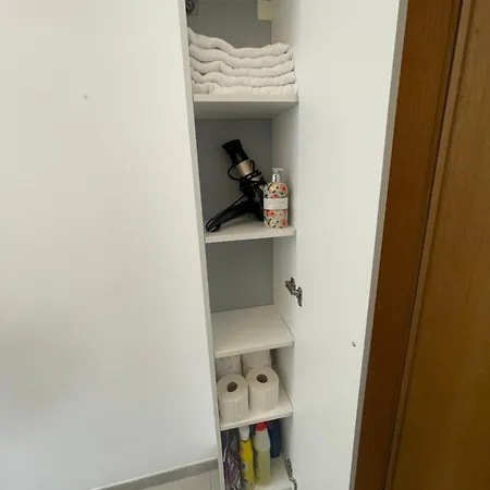 דירה Altbauwohnung Mit 2 Balkonen וופרטל