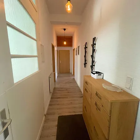Altbauwohnung Mit 2 Balkonen Apartment Wuppertal