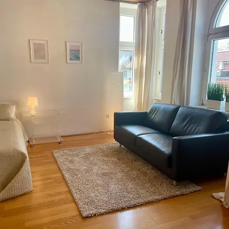 Altbauwohnung Mit 2 Balkonen Apartment Wuppertal